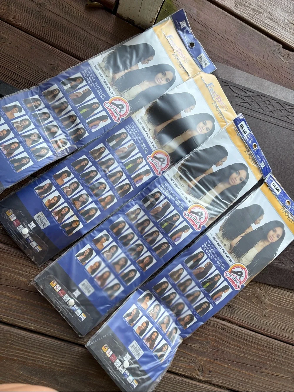 Soft Faux Loc Wavy Crochet Hair - Brown